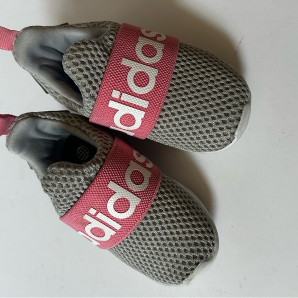 ADIDAS  Lite Racer size 5 Kids Gray and Pink Shoes